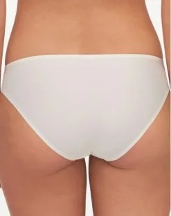 Slip Chantelle Bold Curve (Imprimé Ivoire) 8 Slip Chantelle Bold Curve (Imprimé Ivoire) -Soutien Gorge Soldes slip chantelle bold curve imprime ivoire 2