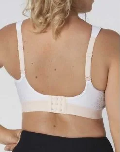 Soutien Gorge De Sport Triumph Triaction Cardio Hybrid Lite (Blanc) 16 Soutien Gorge De Sport Triumph Triaction Cardio Hybrid Lite (Blanc) -Soutien Gorge Soldes soutien gorge de sport triumph triaction cardio hybrid lite blanc 4